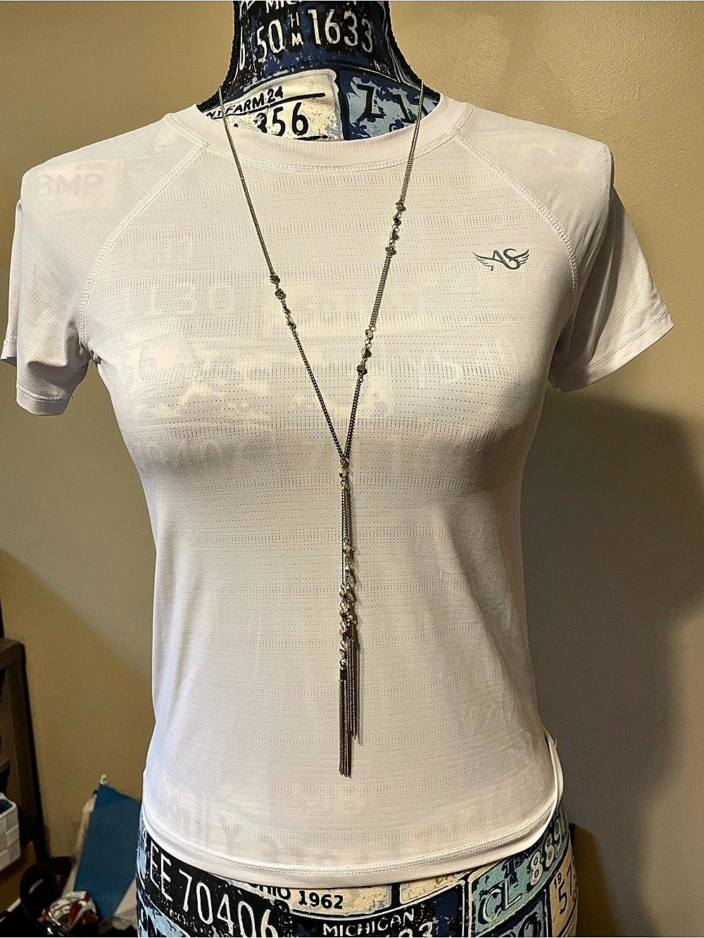 Gold tone Pendant Necklace